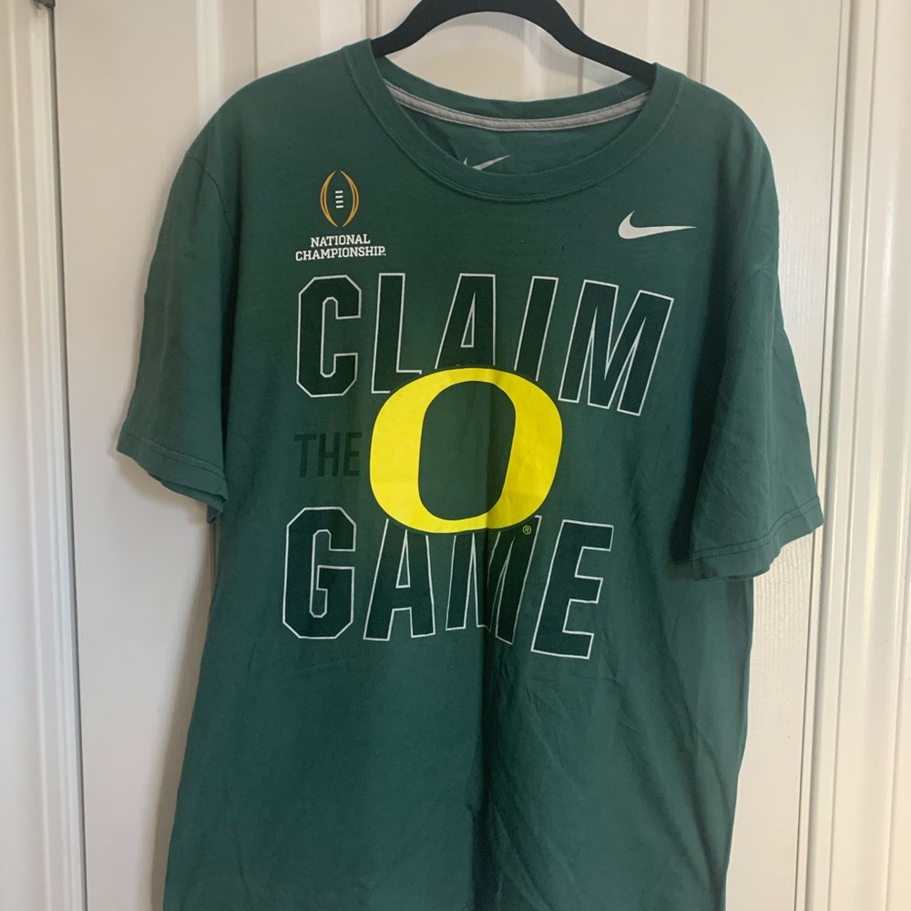Nike Green 'Claim the Game' Tee
